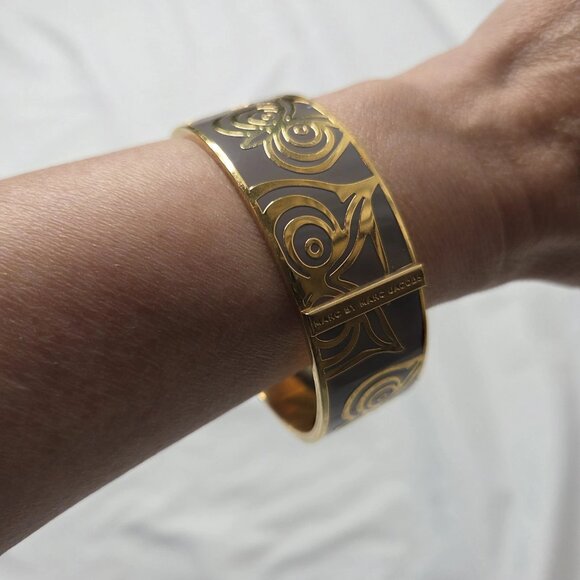 Marc By Marc Jacobs Enamel Owl Bracelet Gold Bangle - Picture 5 of 5